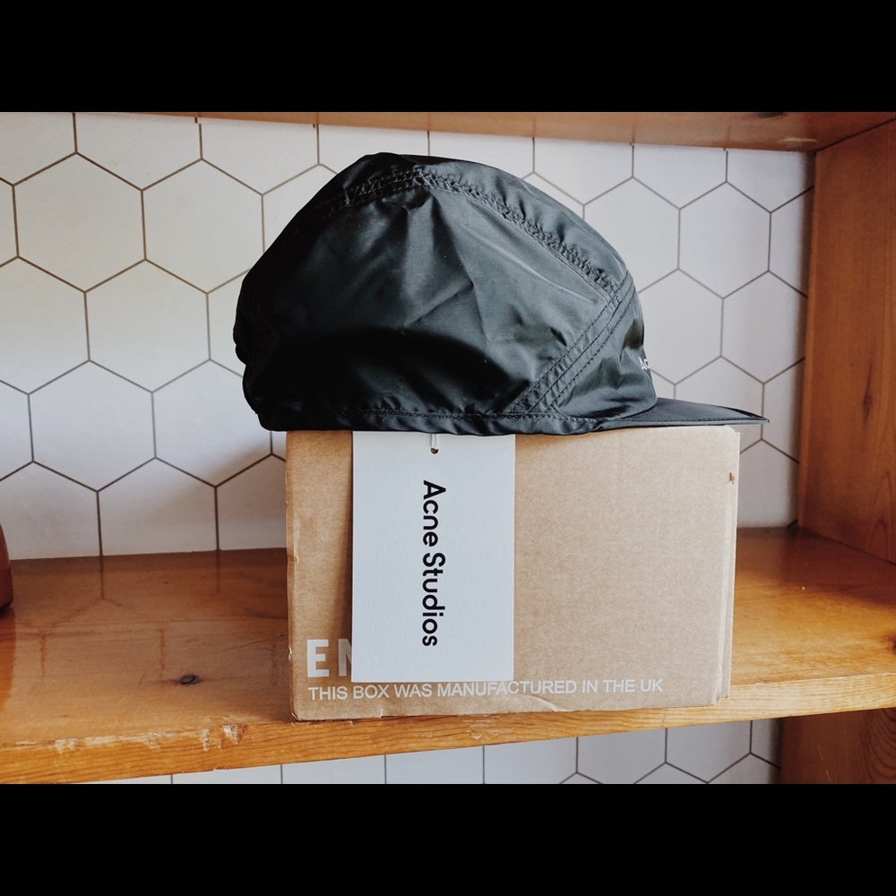 Acne Studios Crideli Cap - NEW WITH TAG - Picture 2 of 5